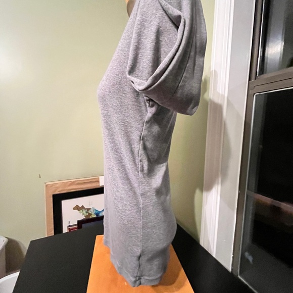 Gap Favorite Gray Long-Sleeve tee - Size Medium - Picture 4 of 12